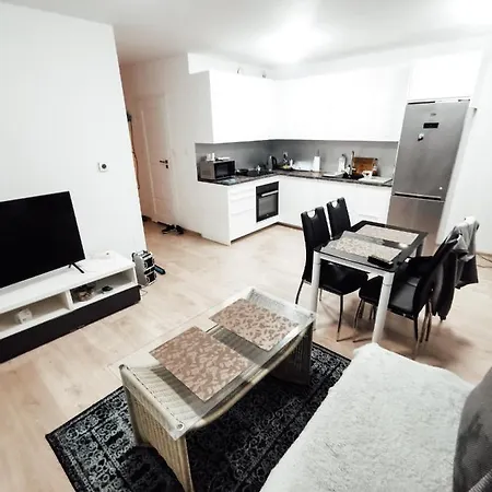 Апартаменти Apartament Portowy Baltycka 6 Колобжег